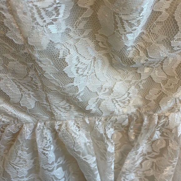 White Lace fit flare Spaghetti Strap Dress - Size 5/6 (Teen) - Picture 3 of 5